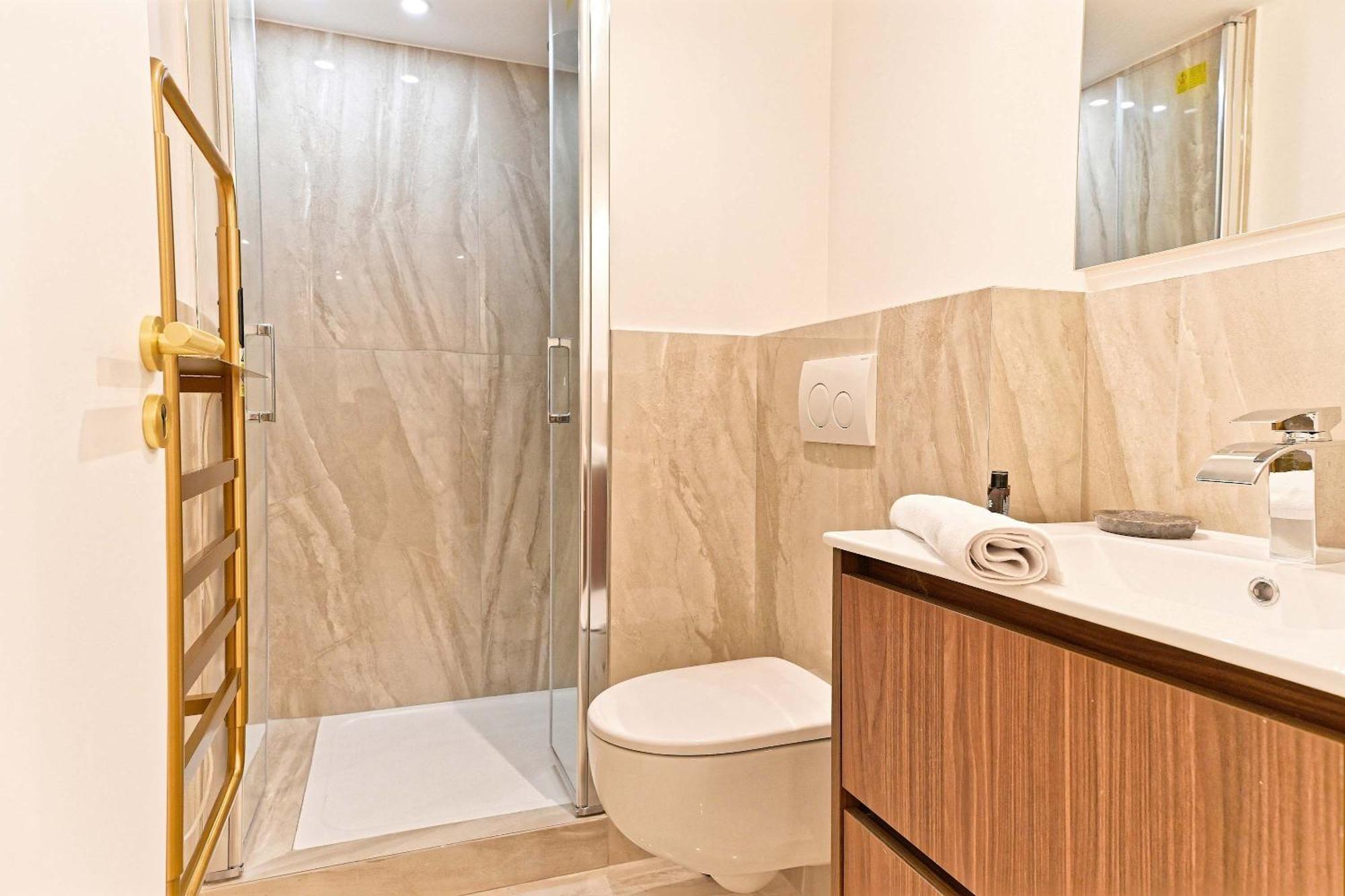 Galeries Lafayette By Prestige Apartment *
